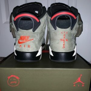 Travis Scott 6s